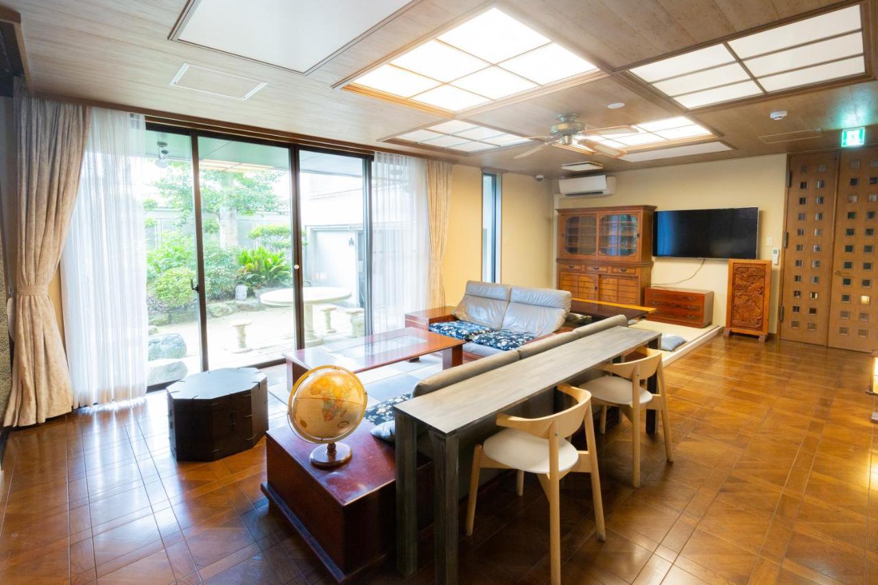 Guest House Hakozaki Garden Fukuoka  Exterior foto
